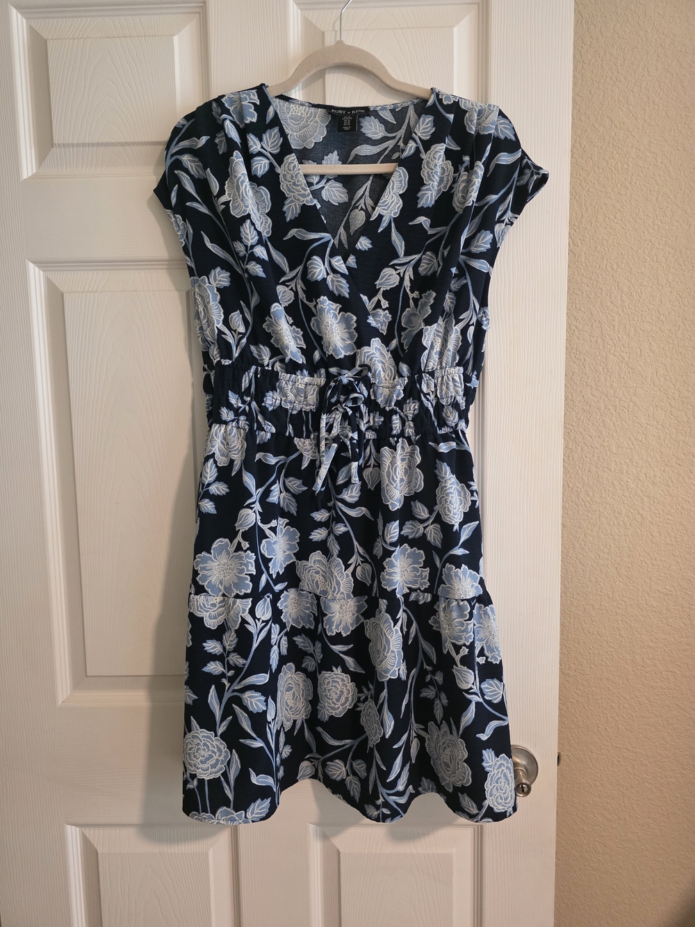Women’s Navy Floral Drawstring Waist Dress